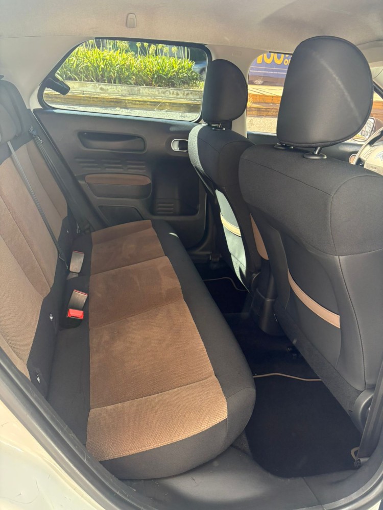 Citroën C4 Cactus Shine — foto 13